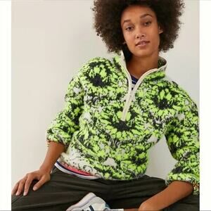 Anthropologie LN Neon Yellow Christina Fuzzy Pullover Fleece Jacket Size S